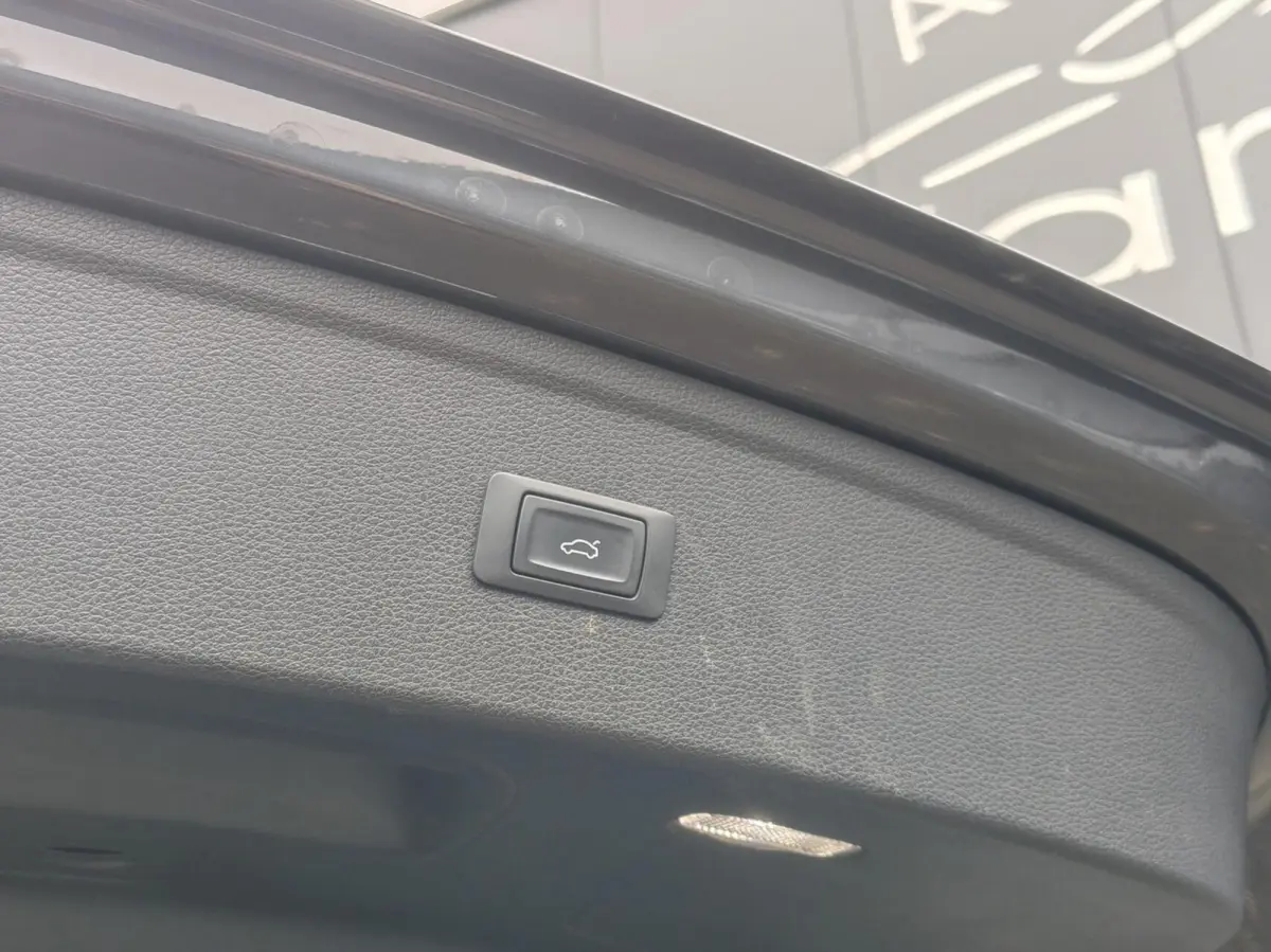 2.0 TDI quattro / LEDER / NAVI / NETTE AUTO / EXPORT