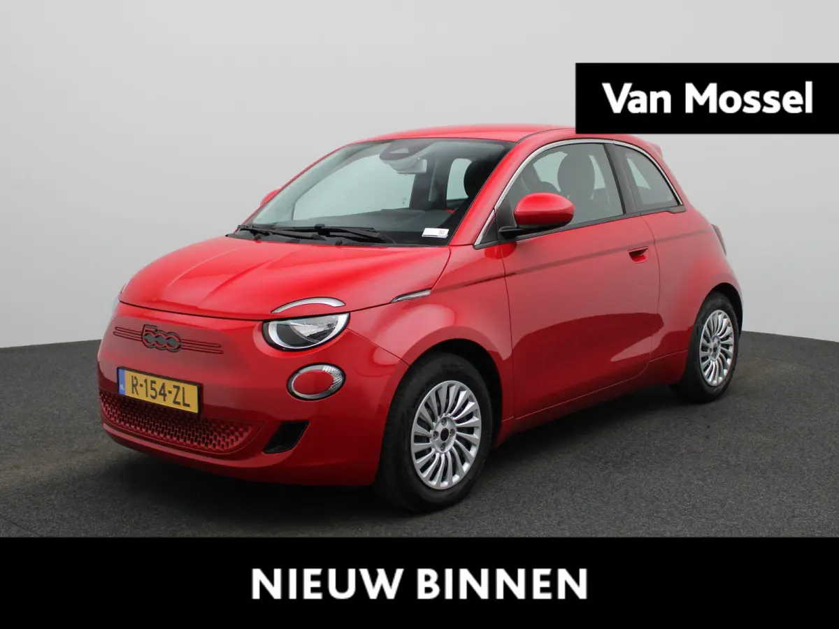 RED 42 kWh | SOH 94,12% | CRUISECONTROL | APPLE CARPLAY / ANDROID AUTO | DAB+ | NAVIGATIE |