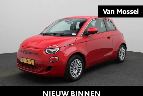 RED 42 kWh | SOH 94,12% | CRUISECONTROL | APPLE CARPLAY / ANDROID AUTO | DAB+ | NAVIGATIE |