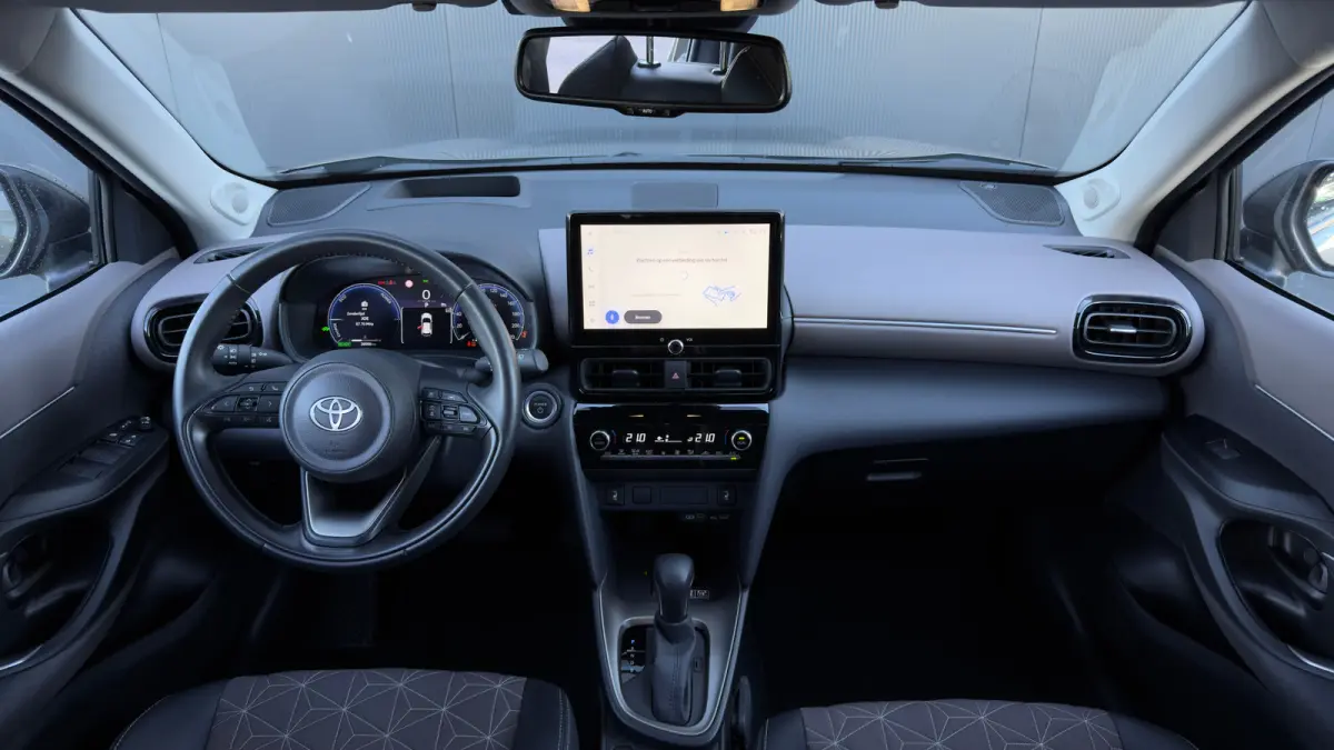 1.5 Hybrid 130pk Executive Achteruitrijcamera | Adaptive Cruise | Head-up Display | Elektrische Achterklep | Carplay | JBL Audio |