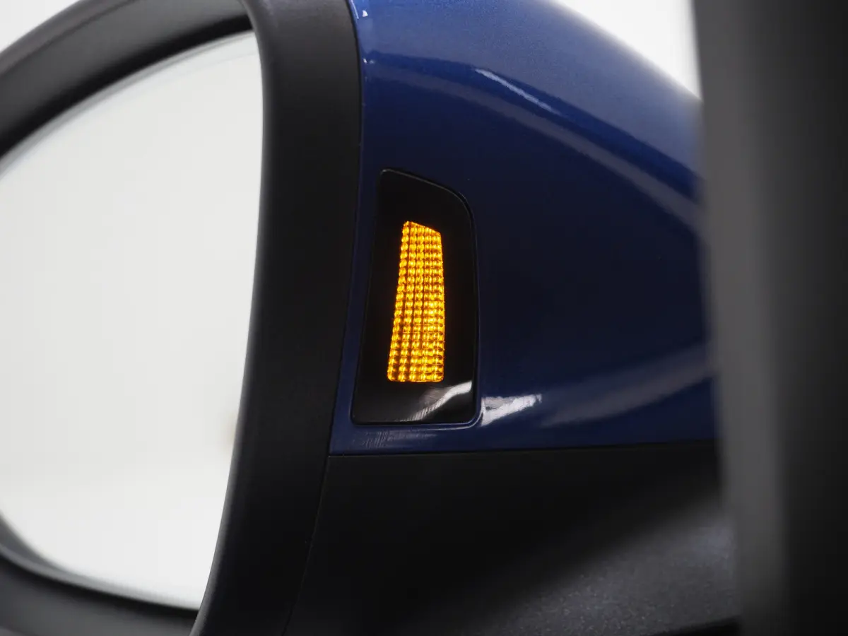 1.5 eHybrid R-Line Black | 5 Jaar Garantie | Leder | Stoelventilatie | Trekhaak | Massage | 360 | HUD | Keyless