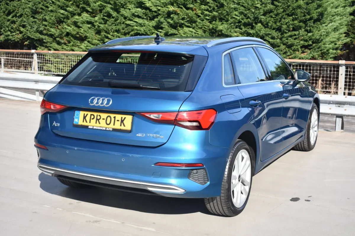 40 TFSI e 204pk S-Tronic Edition | Cruise Control | Verwarmbare voorstoelen voor | MMI Navigatie | 17'' lichtmetalen velgen