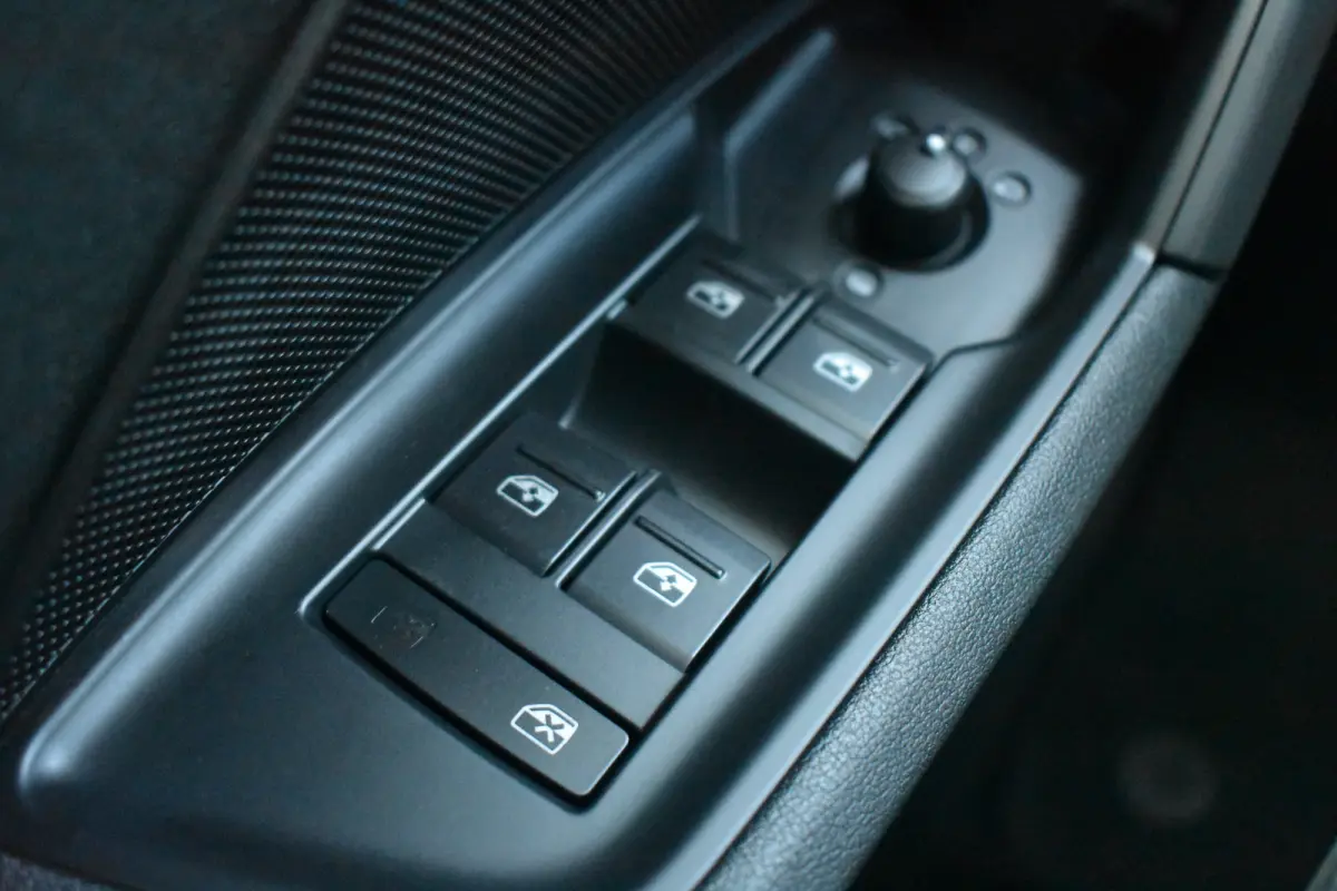 40 TFSI e 204pk S-Tronic Edition | Cruise Control | Verwarmbare voorstoelen voor | MMI Navigatie | 17'' lichtmetalen velgen