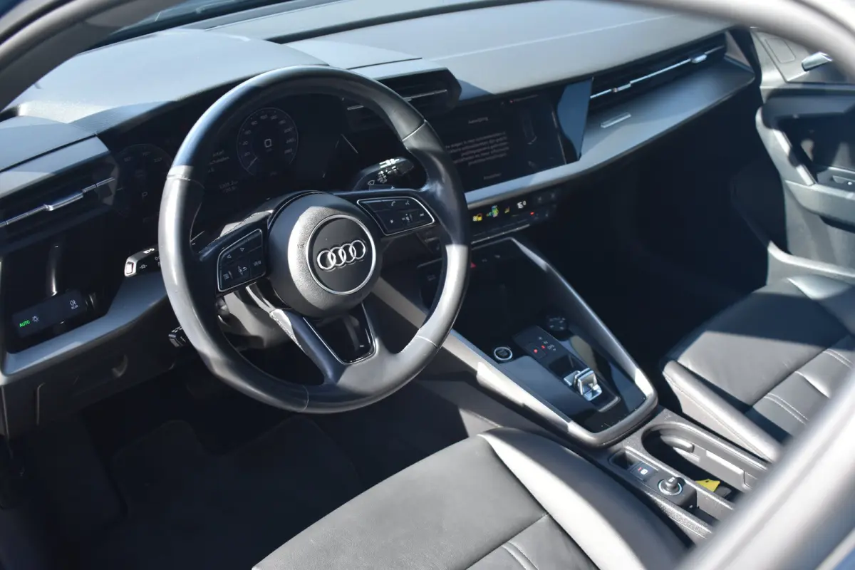 40 TFSI e 204pk S-Tronic Edition | Cruise Control | Verwarmbare voorstoelen voor | MMI Navigatie | 17'' lichtmetalen velgen