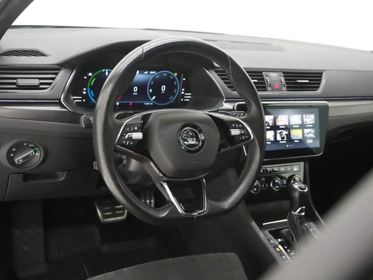 1.4 TSI iV Sportline | Leder/Alcantara | Trekhaak | Carbon | Canton | Memory | Sfeerlicht | Keyless