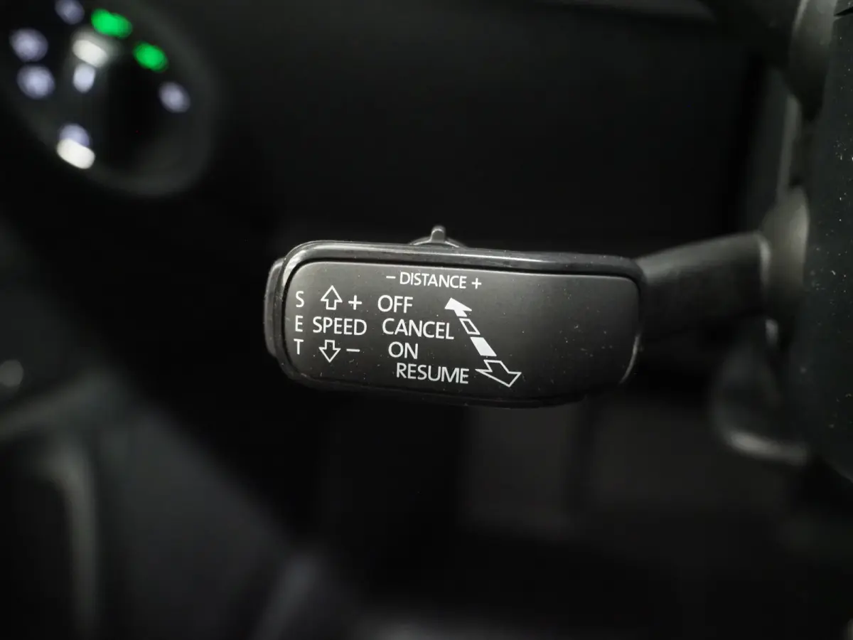 1.4 TSI iV Sportline | Leder/Alcantara | Trekhaak | Carbon | Canton | Memory | Sfeerlicht | Keyless