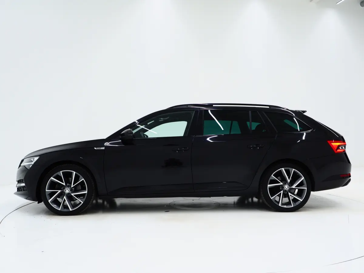 1.4 TSI iV Sportline | Leder/Alcantara | Trekhaak | Carbon | Canton | Memory | Sfeerlicht | Keyless