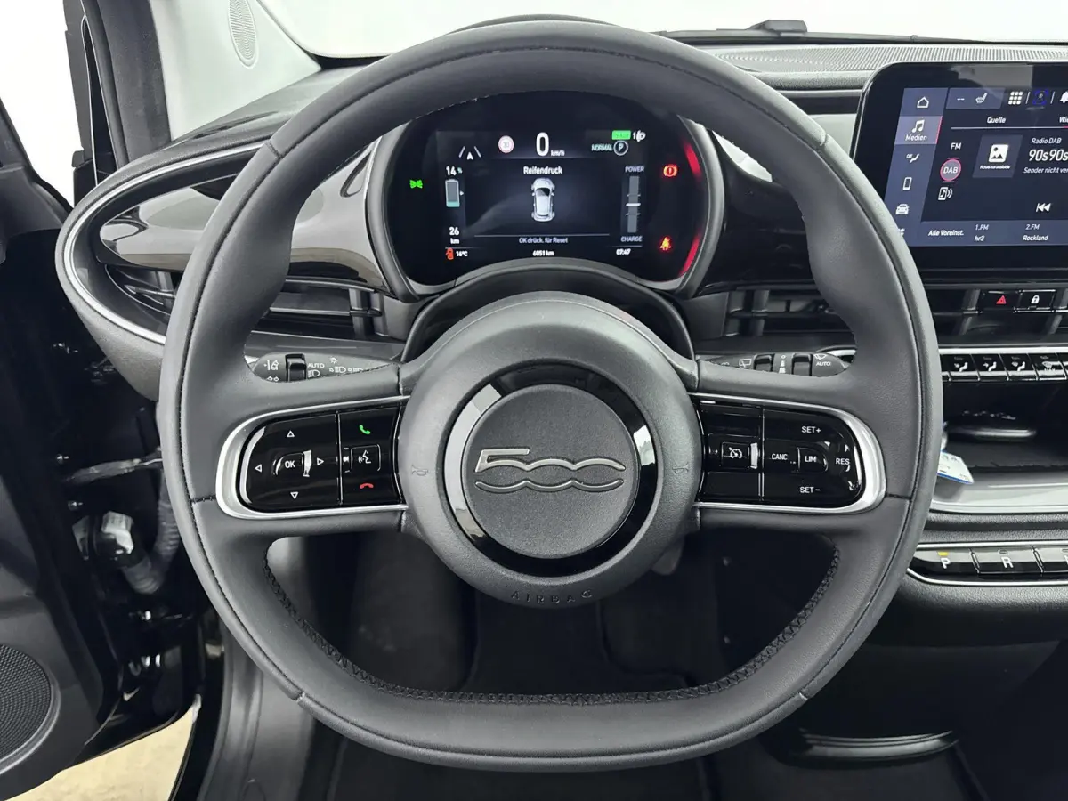 Urban 42 kWh | Camera | Carplay |