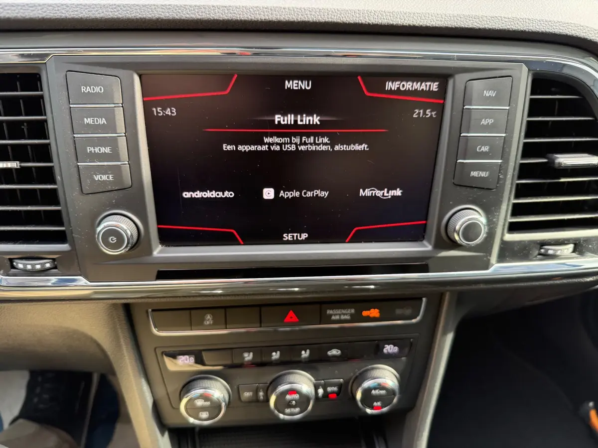 1.4 EcoTSI Style AUT ECC/PDC/CAMERA/NAVI/CARPLAY