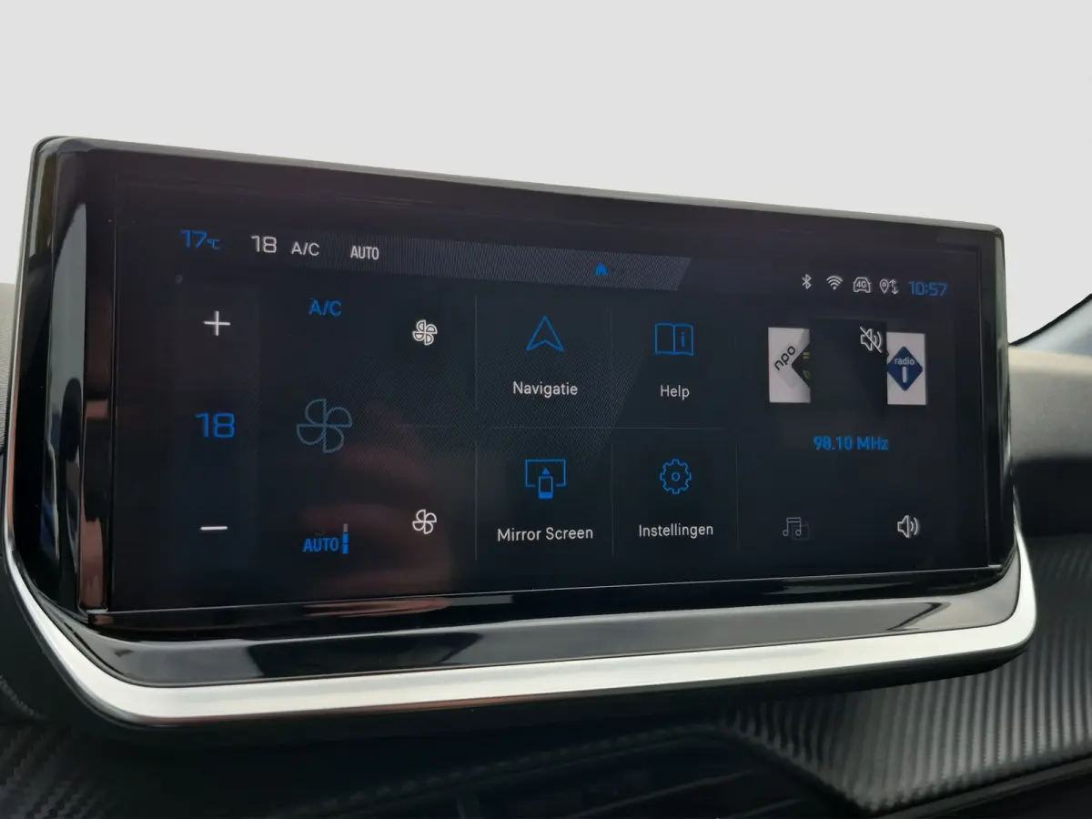 Hybrid 100 e-DCS6 Allure Automaat | Adaptive CC | Parkeersensoren | Full map Navigatie | LED | Carplay/android auto |