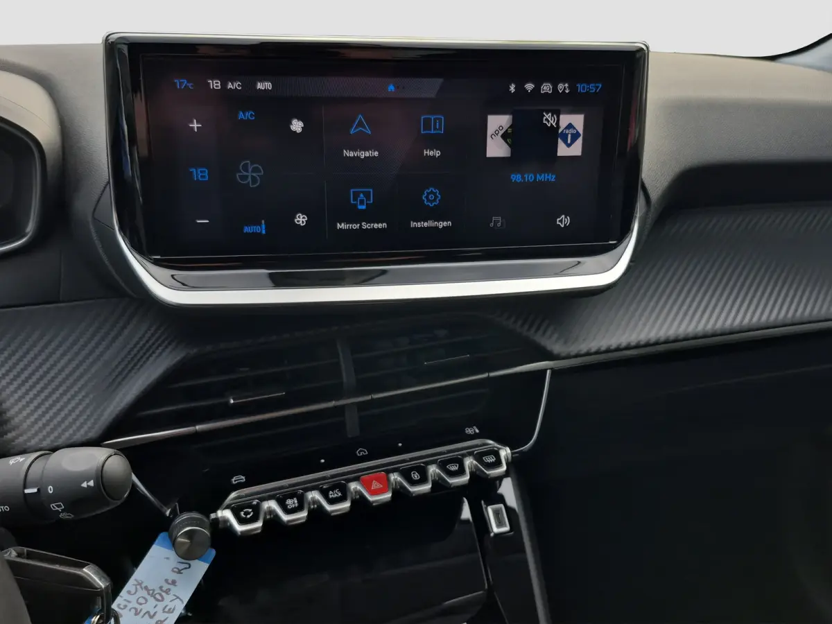 Hybrid 100 e-DCS6 Allure Automaat | Adaptive CC | Parkeersensoren | Full map Navigatie | LED | Carplay/android auto |