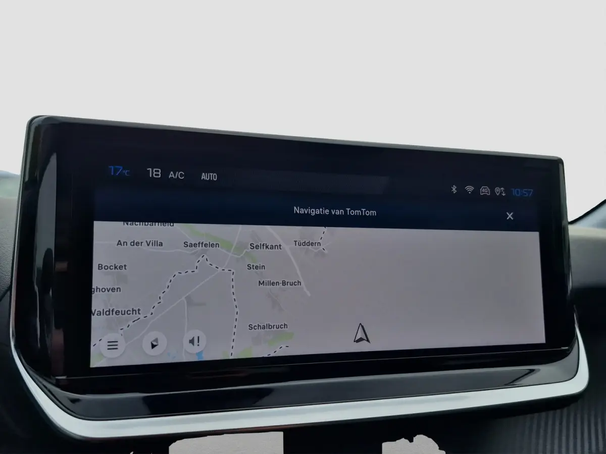 Hybrid 100 e-DCS6 Allure Automaat | Adaptive CC | Parkeersensoren | Full map Navigatie | LED | Carplay/android auto |