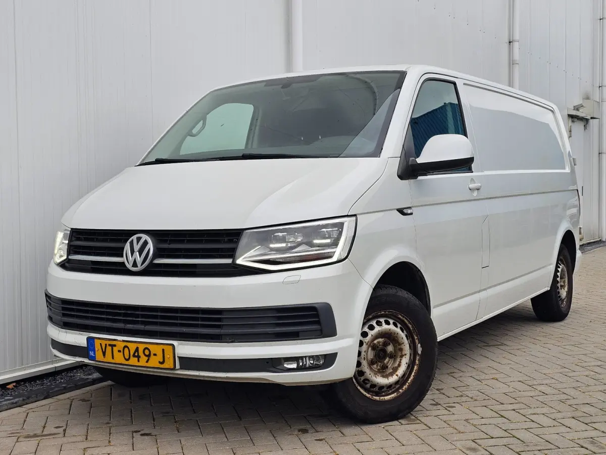 2.0 TDI 140PK L2H1 DSG Aut bj 2016 LED|Climate|Cruise metallic wit