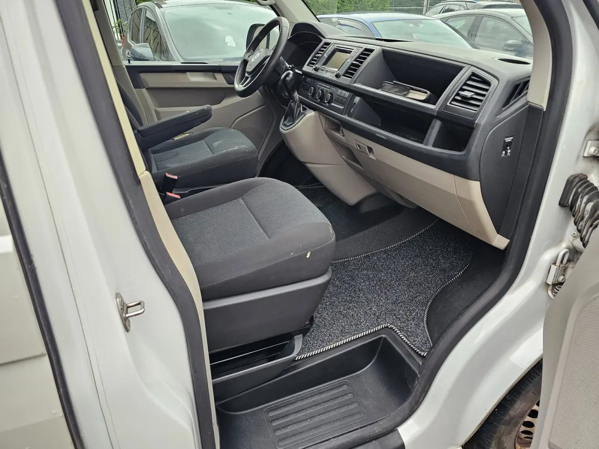 2.0 TDI 140PK L2H1 DSG Aut bj 2016 LED|Climate|Cruise metallic wit