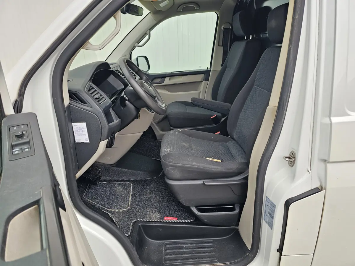 2.0 TDI 140PK L2H1 DSG Aut bj 2016 LED|Climate|Cruise metallic wit