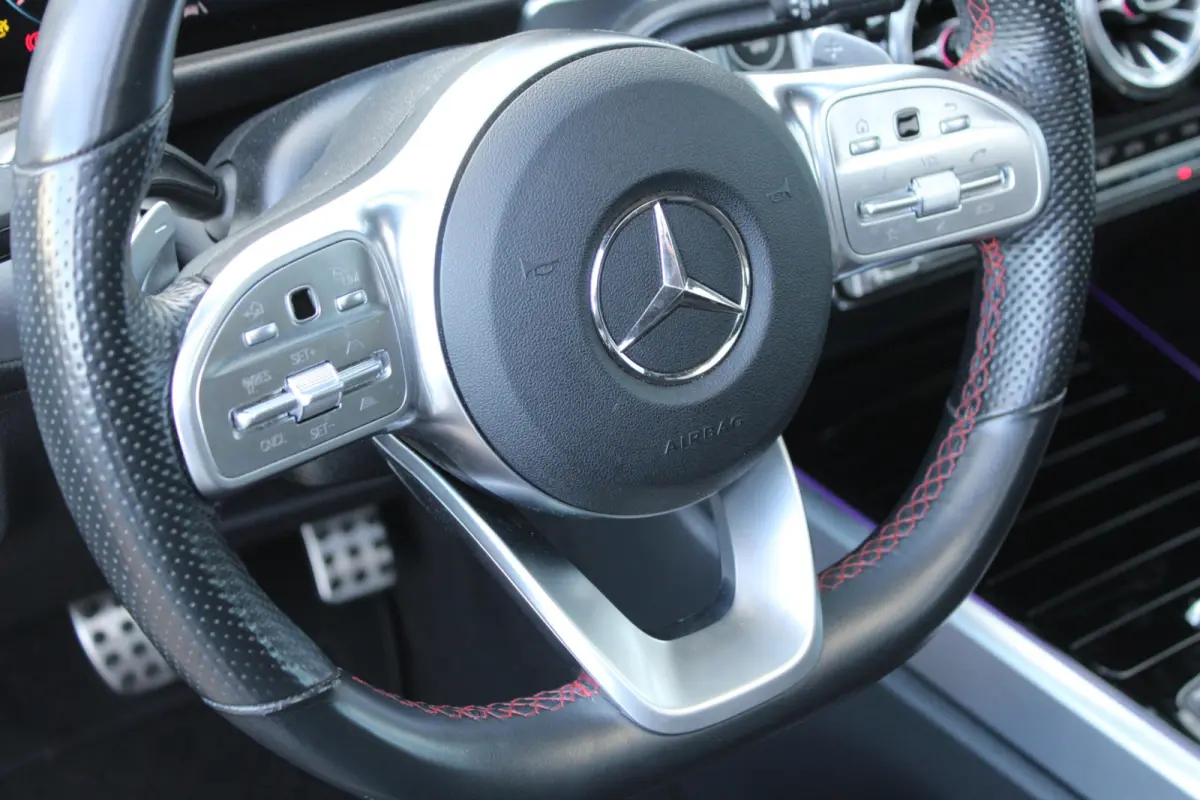 200 163pk 7-PER AMG LINE NIGHT PANORAMADAK DISTRONIC SFEER HEAD-UP KEY-LESS GO 360-CAMERA