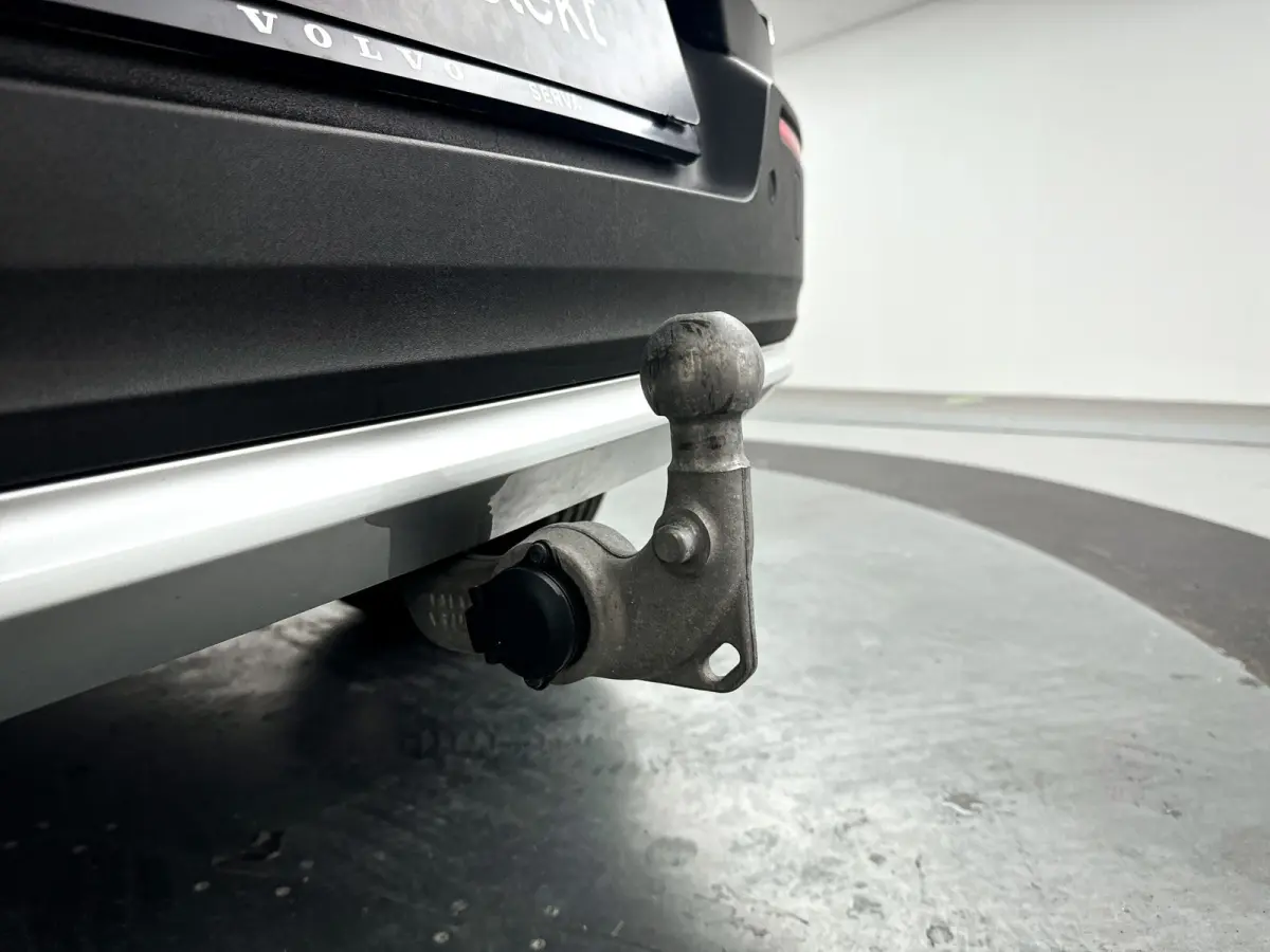 B3 Essential | Parkeercamera | Stoel- en stuurverwarming | Trekhaak
