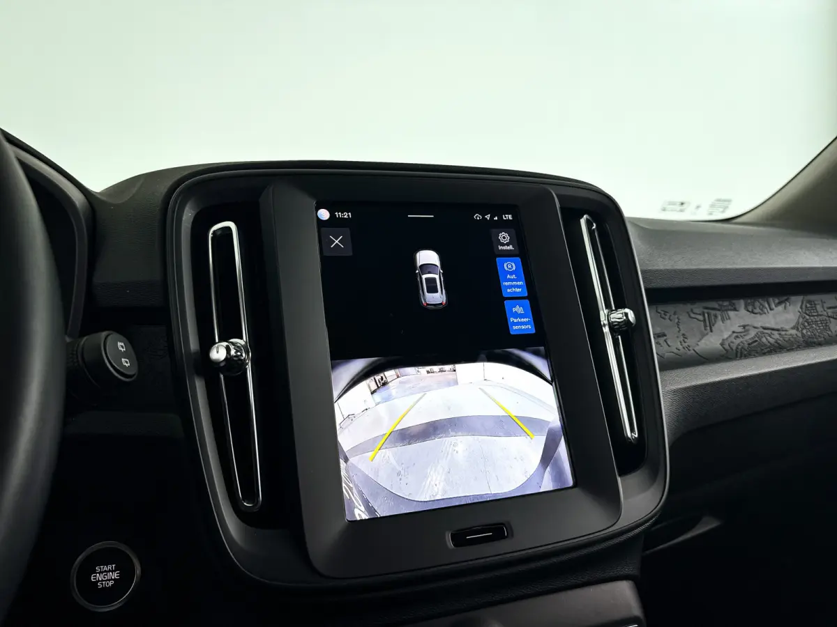 B3 Essential | Parkeercamera | Stoel- en stuurverwarming | Trekhaak