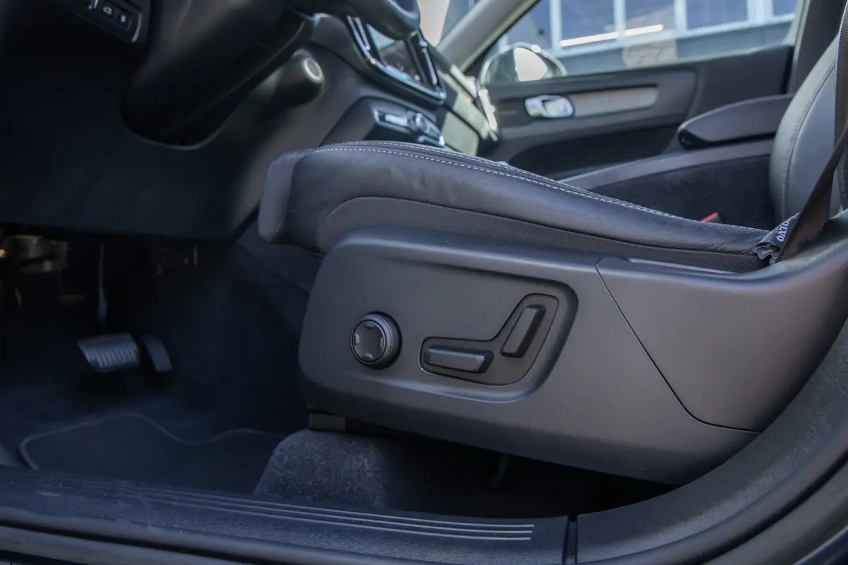 1.5 T4 Inscription | Harman/Kardon | Elektrisch glazen panorama-dak | Elektrisch bedienbare achterklep | Lederen bekleding | | Apple Carplay/Android Auto|telefoonintegratie premium | Audio i