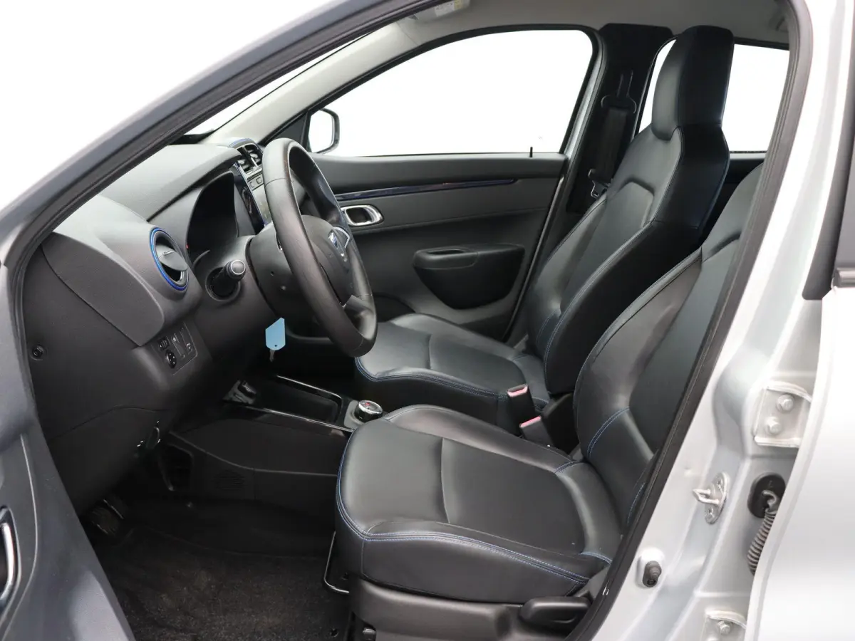 Business 27 kWh | Airco | 93,3% accu | Cruise control | Elektrisch verstelbare spiegels |
