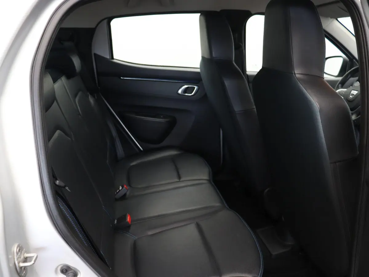 Business 27 kWh | Airco | 93,3% accu | Cruise control | Elektrisch verstelbare spiegels |