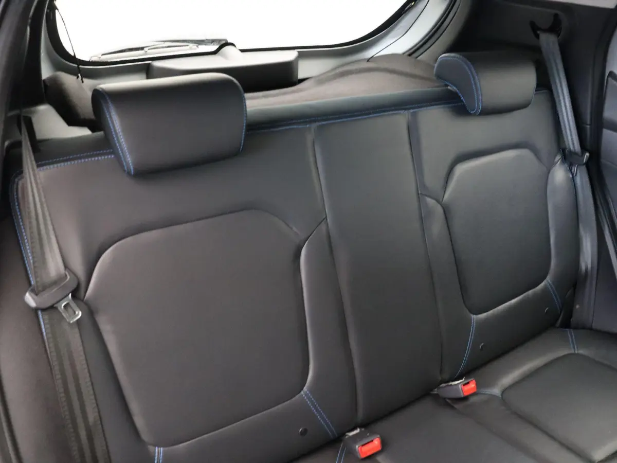 Business 27 kWh | Airco | 93,3% accu | Cruise control | Elektrisch verstelbare spiegels |