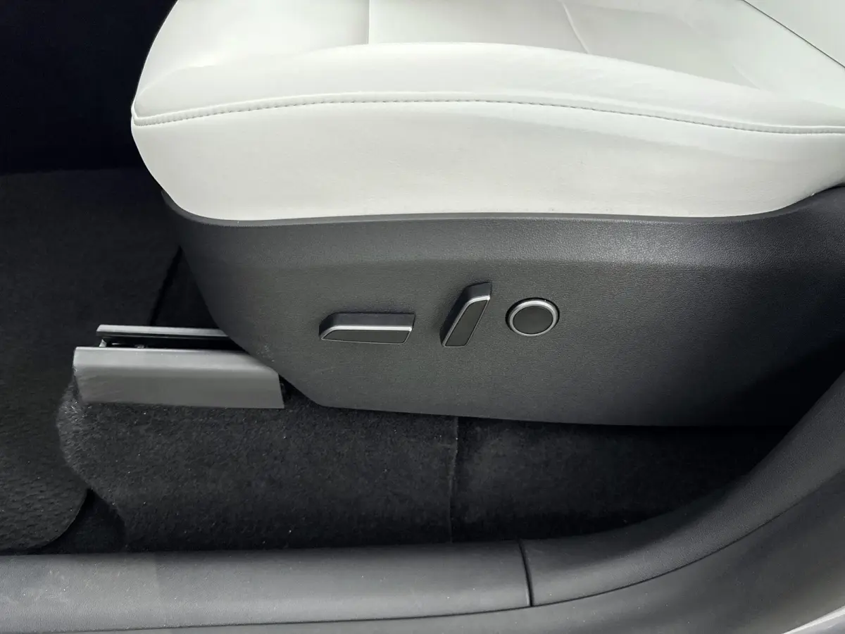 Performance AWD 75 kWh | 463 PK | Panorama | Memory | Premium Audio