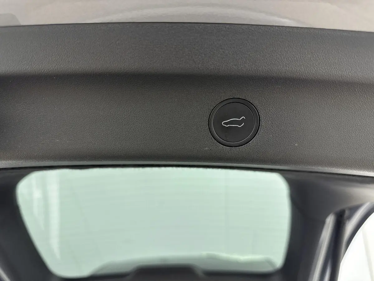 Performance AWD 75 kWh | 463 PK | Panorama | Memory | Premium Audio