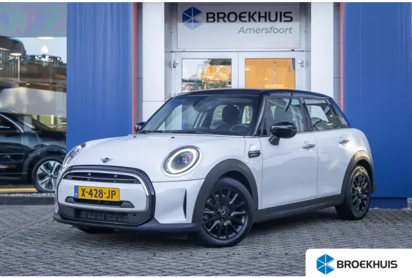 1.5 Cooper Camden Edition | Cruise control | Clima | Apple Carplay/Android Auto | Parkeersensoren | Zwart dak | Apple Carplay/Android Auto|telefoonintegratie premium | Parkeersensor achter