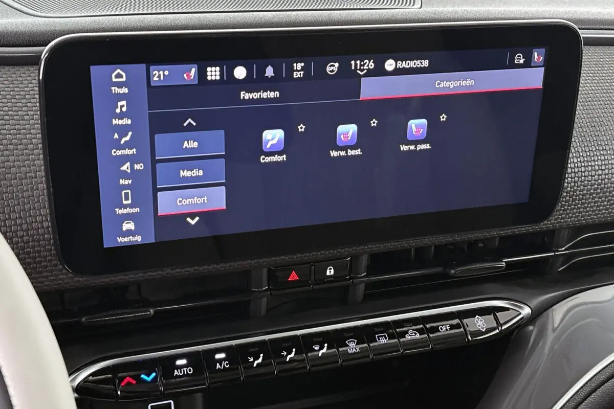 La Prima 42 kWh Cabrio Leder Stoelverwarming JBL Camera 17"