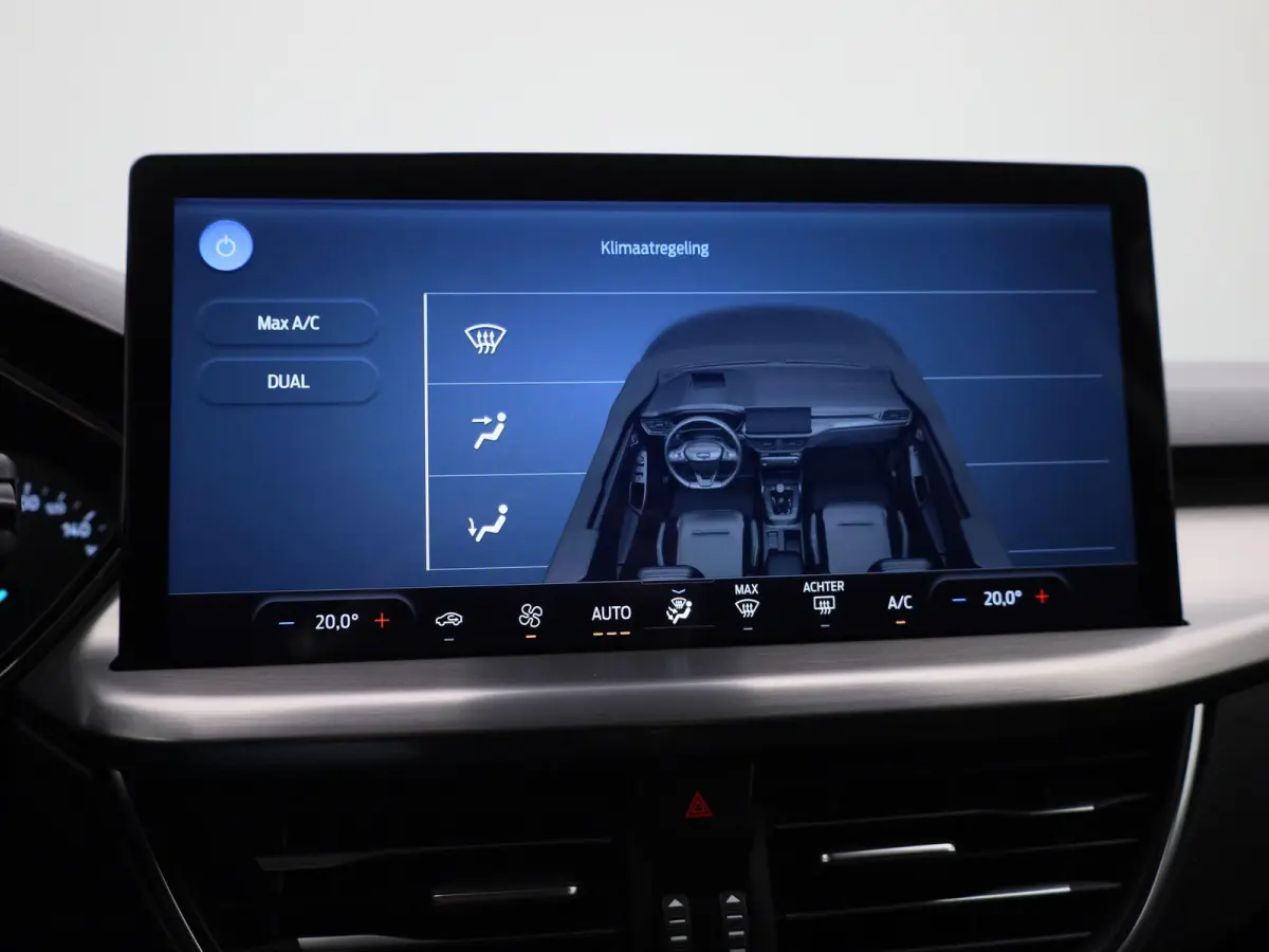 1.0 EcoBoost Hybrid Titanium | Navigatie | Groot scherm | Apple Carplay / Android Auto | Climate Control | Cruise Control | Parkeersensoren | DAB | Bluetooth |