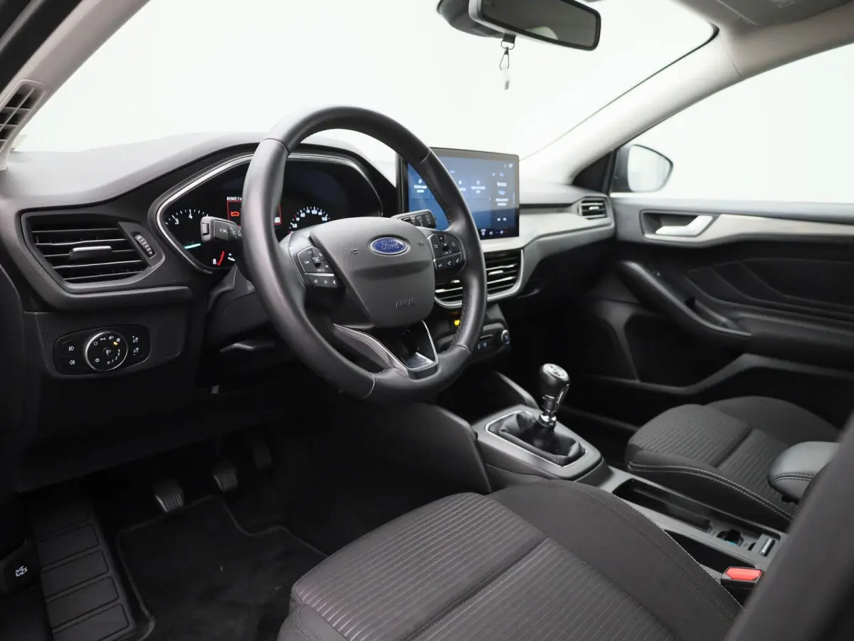 1.0 EcoBoost Hybrid Titanium | Navigatie | Groot scherm | Apple Carplay / Android Auto | Climate Control | Cruise Control | Parkeersensoren | DAB | Bluetooth |