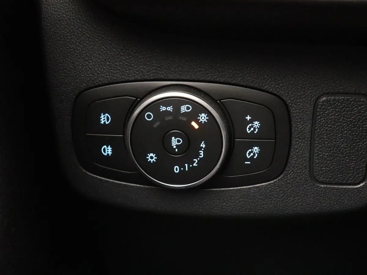 1.0 EcoBoost Connected | Trekhaak | Airco | Cruise control |