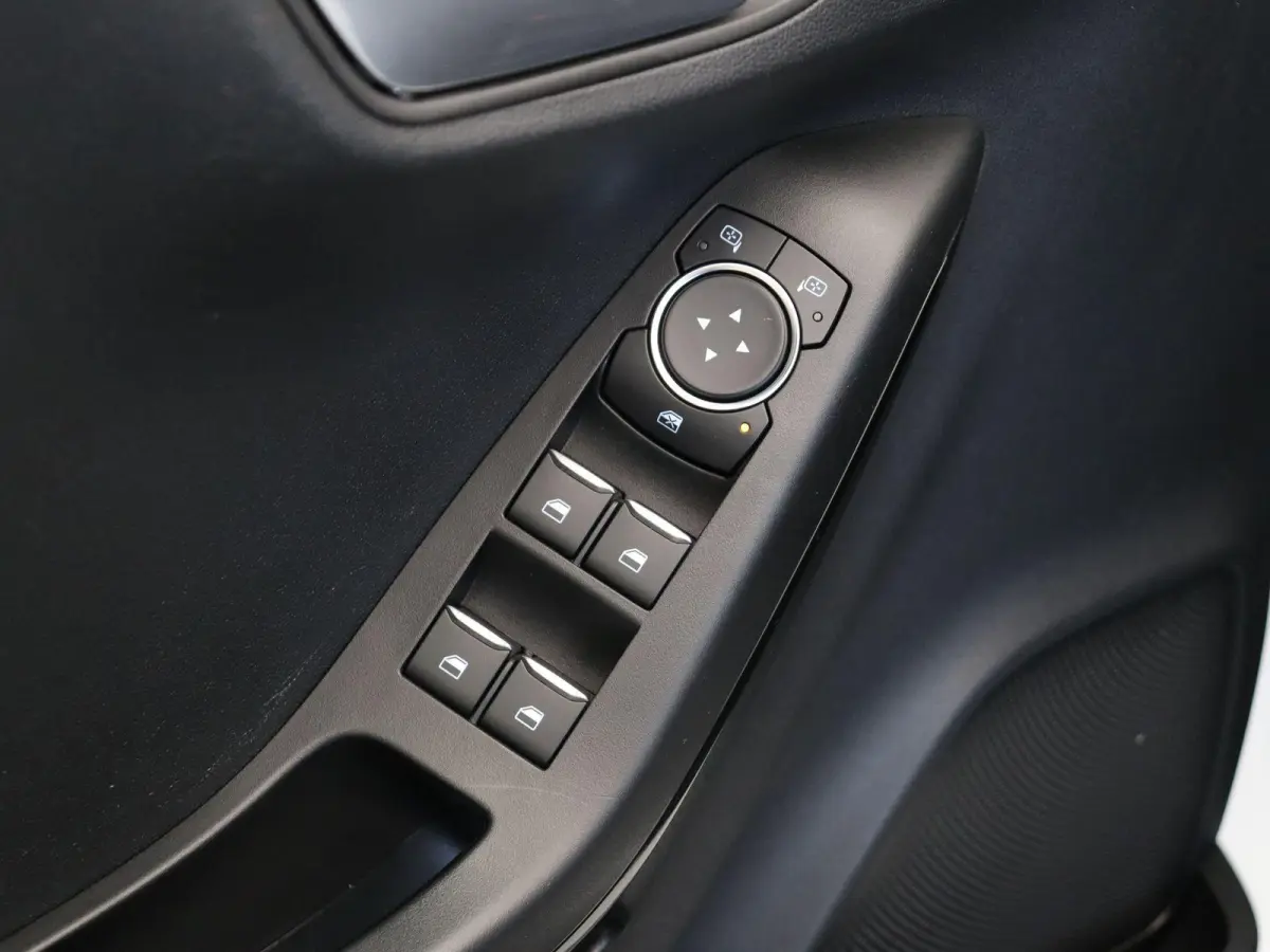 1.0 EcoBoost Connected | Trekhaak | Airco | Cruise control |