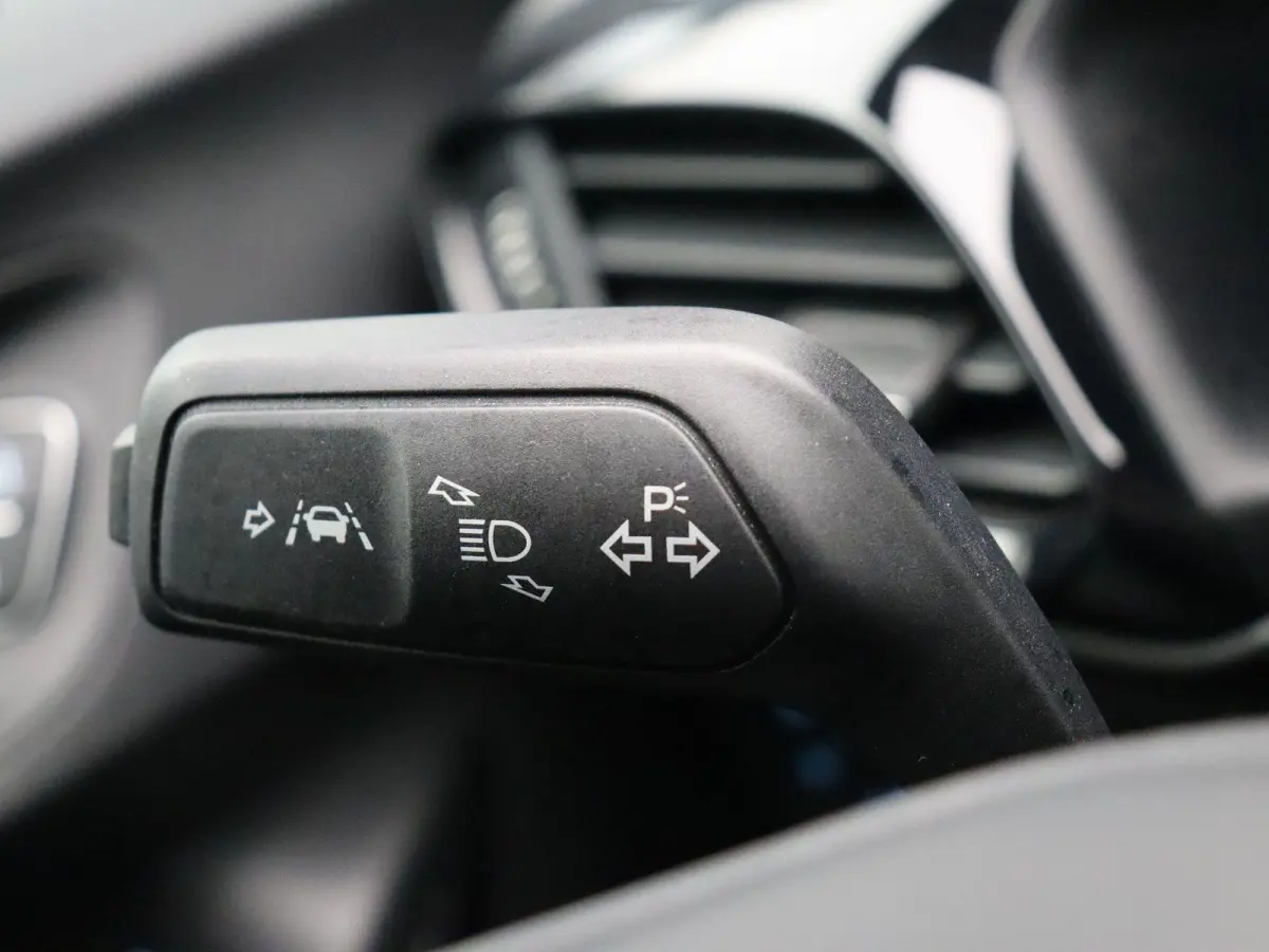 1.0 EcoBoost Connected | Trekhaak | Airco | Cruise control |