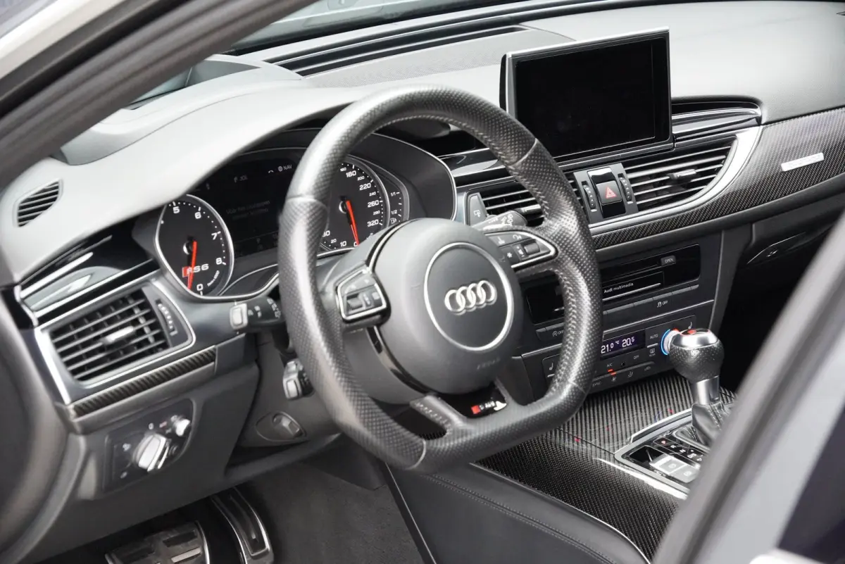RS6|2014|4.0 TFSI V8|560PK|quattro|Pro Line Plus|Pano|HUD|Bose|Memory|21"|RS-Zetels|Sportdiff|Carbon|360Cam