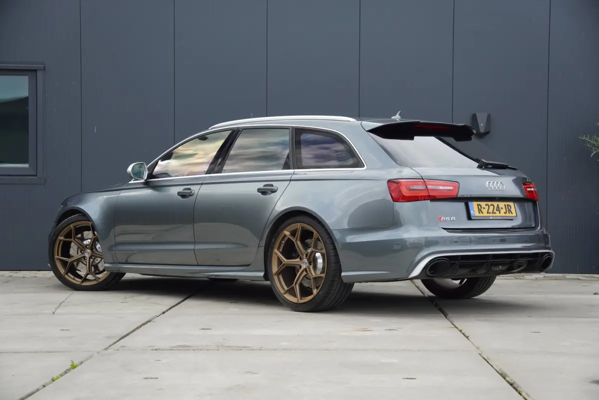 RS6|2014|4.0 TFSI V8|560PK|quattro|Pro Line Plus|Pano|HUD|Bose|Memory|21"|RS-Zetels|Sportdiff|Carbon|360Cam