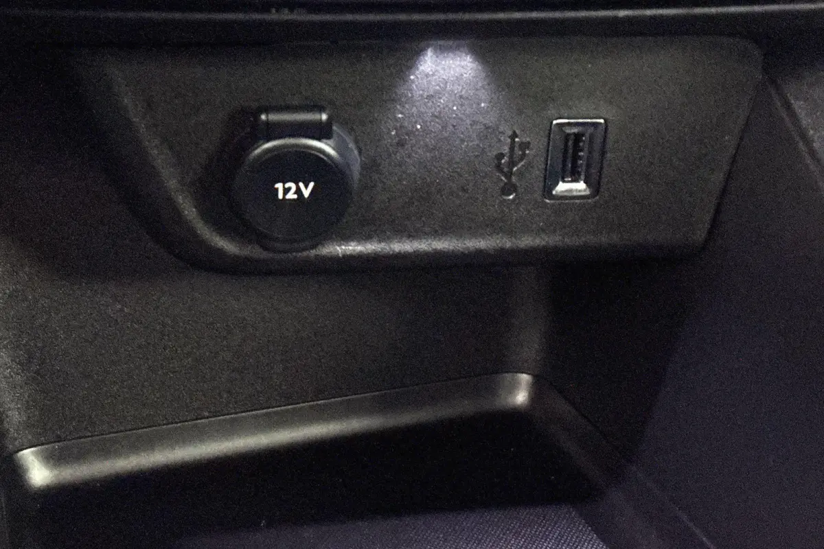 Electric 50 kWh Camera Dodehoek Clima Apple CarPlay