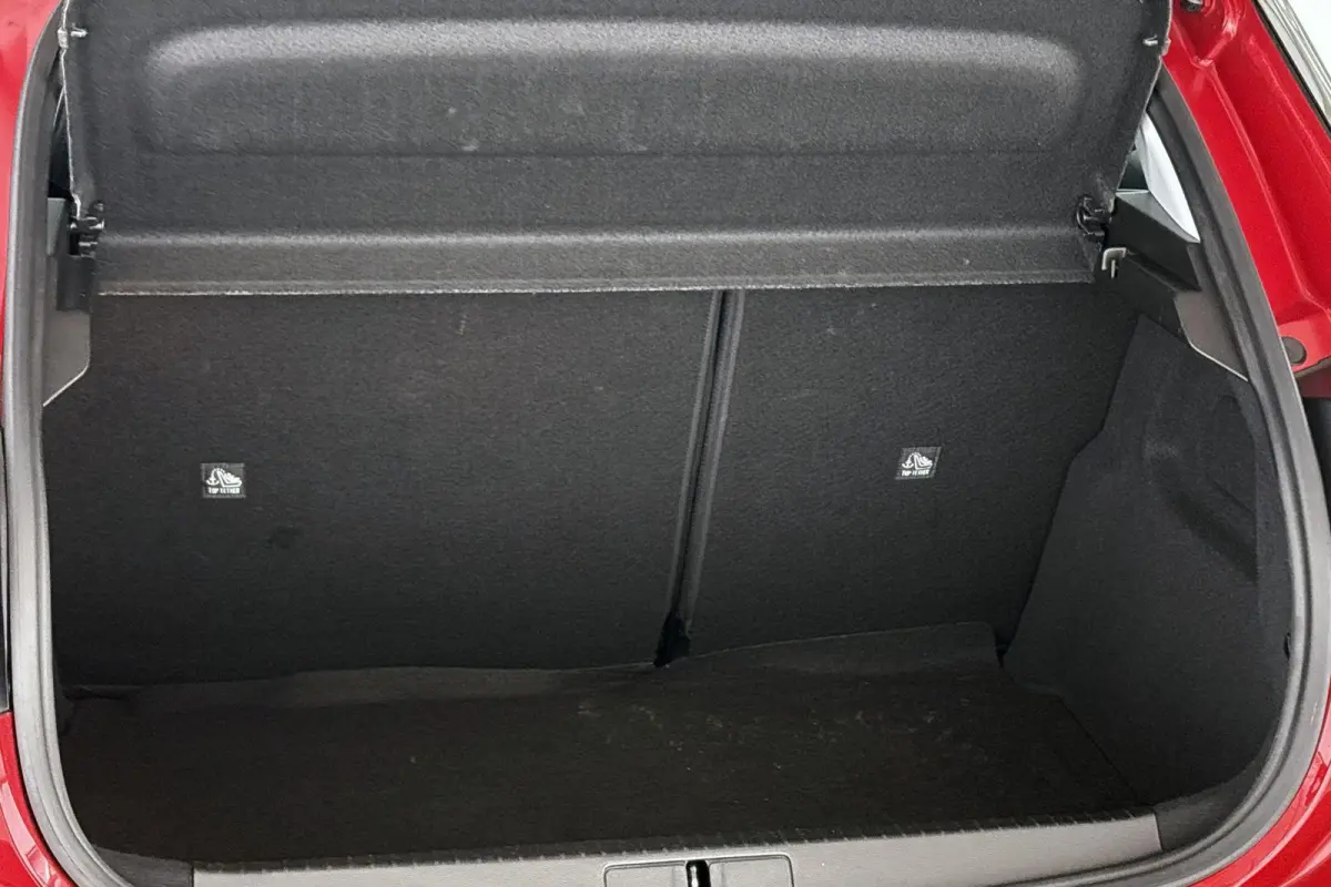 Electric 50 kWh Camera Dodehoek Clima Apple CarPlay
