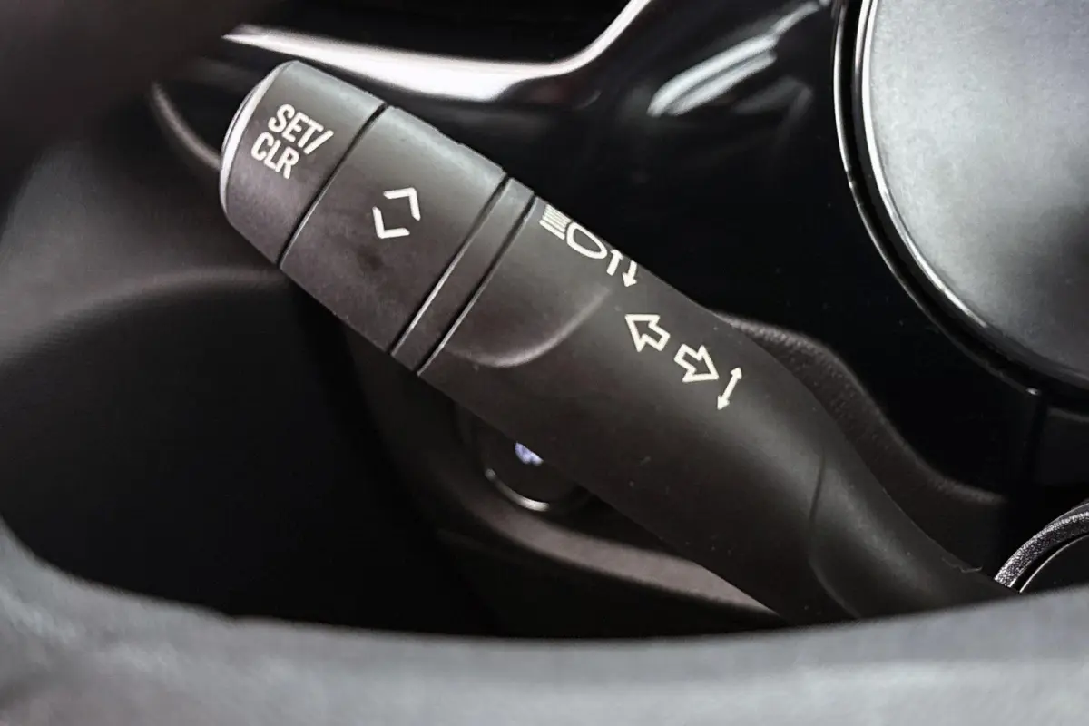 Electric 50 kWh Camera Dodehoek Clima Apple CarPlay