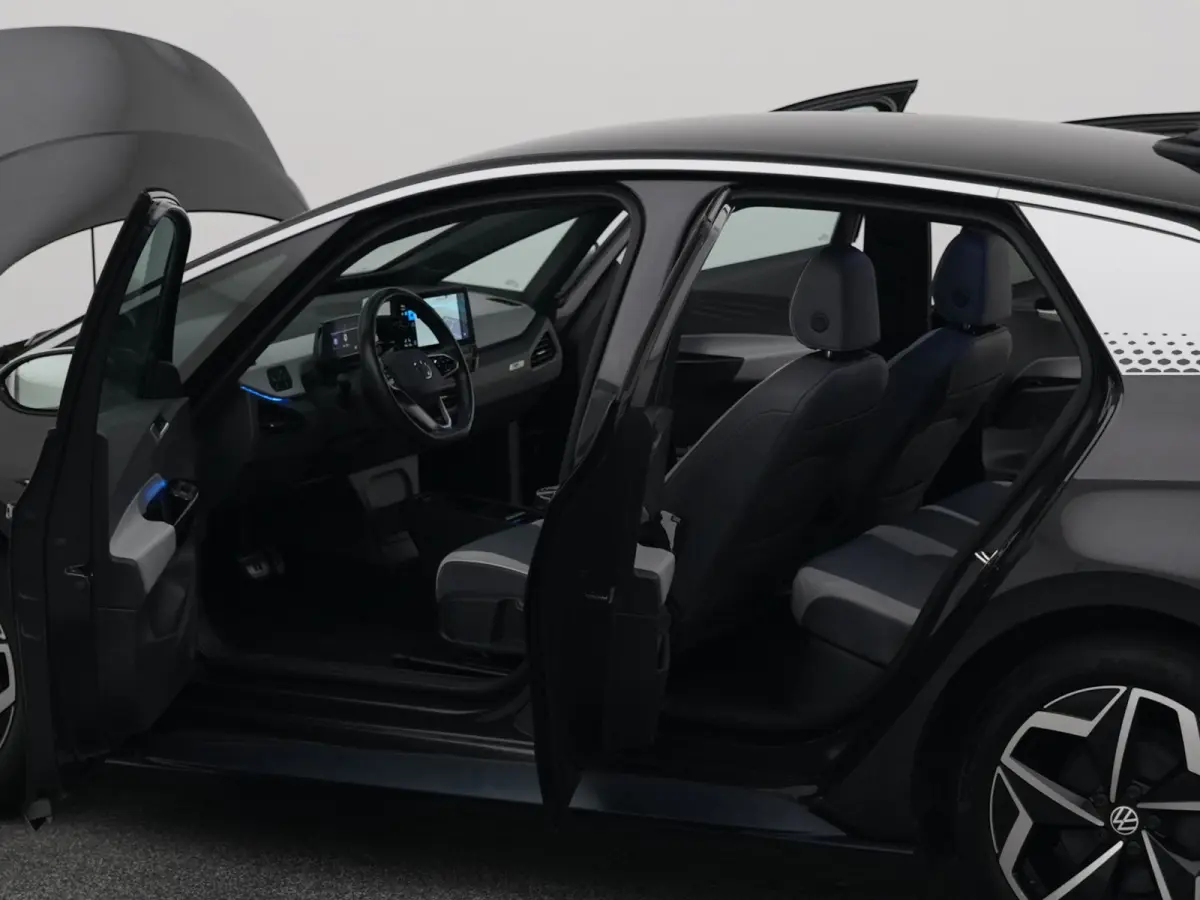 First Plus 58 kWh | CAMERA | ADAPTIVE | STOEL- EN STUURVERW.
