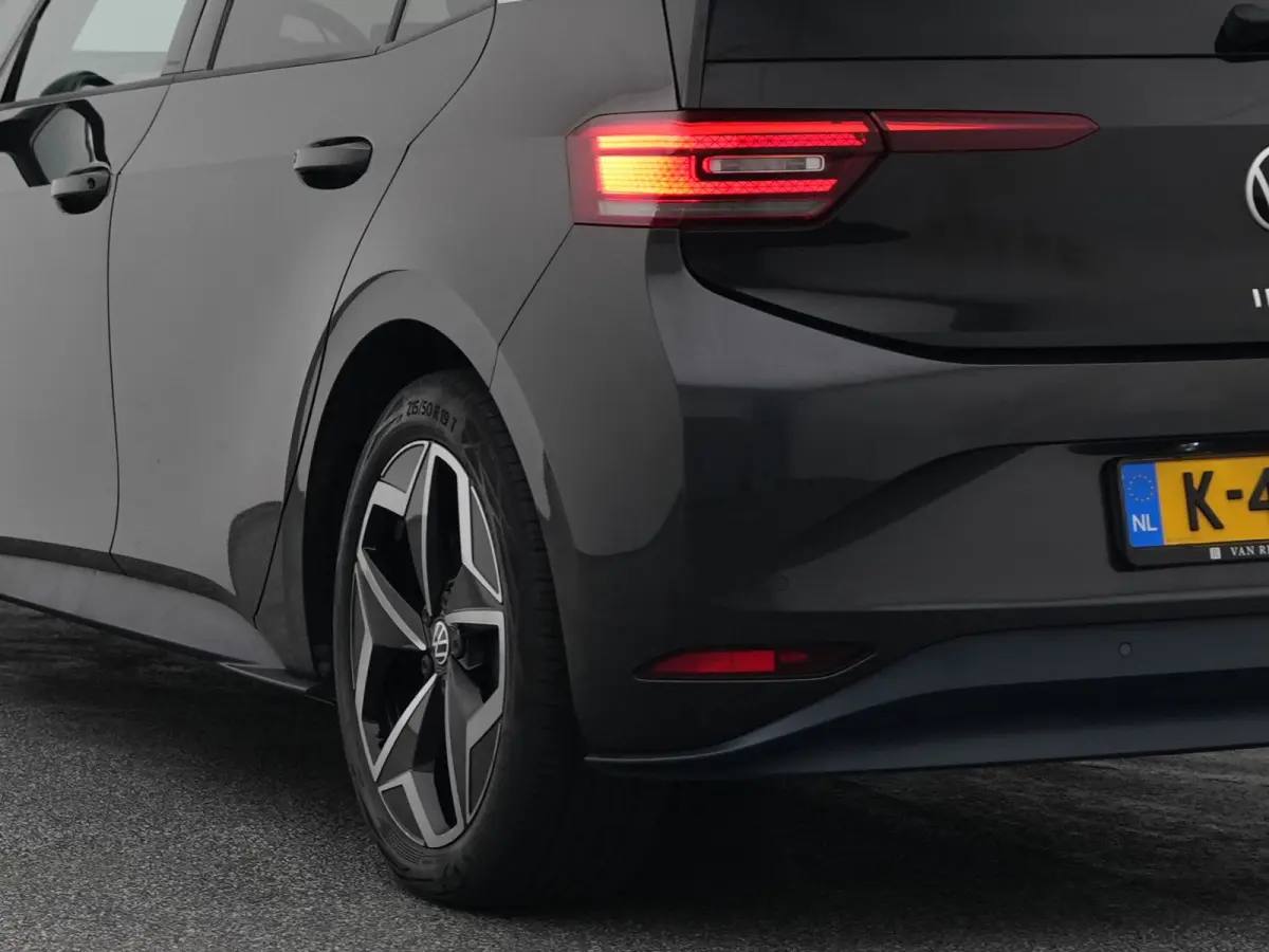 First Plus 58 kWh | CAMERA | ADAPTIVE | STOEL- EN STUURVERW.