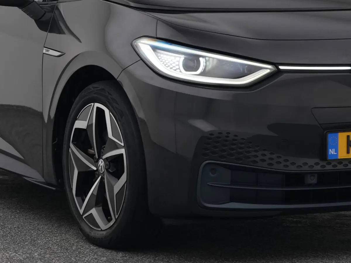 First Plus 58 kWh | CAMERA | ADAPTIVE | STOEL- EN STUURVERW.