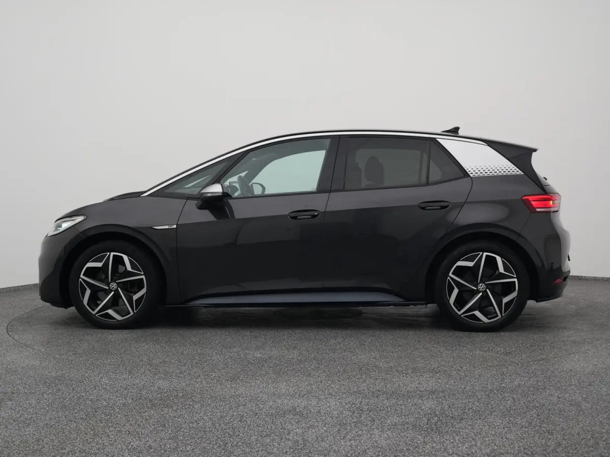 First Plus 58 kWh | CAMERA | ADAPTIVE | STOEL- EN STUURVERW.