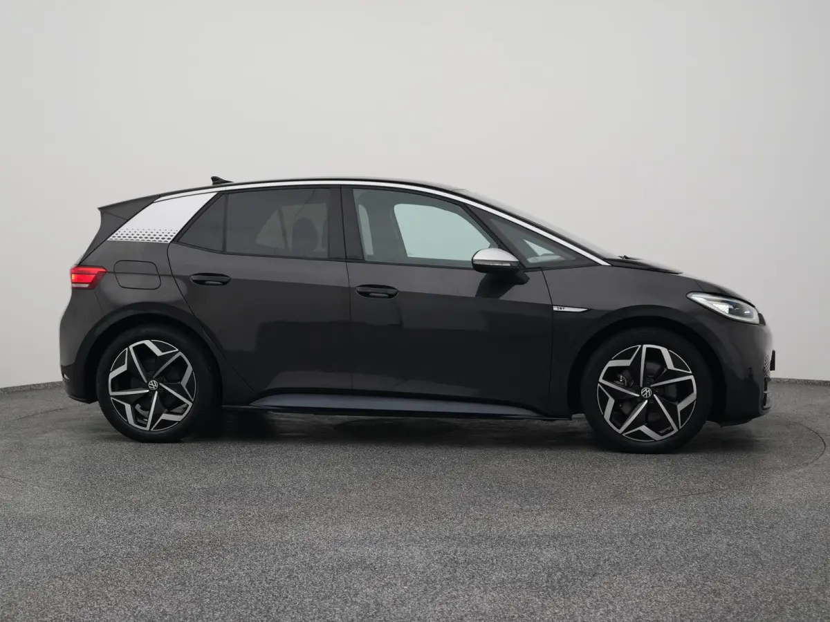 First Plus 58 kWh | CAMERA | ADAPTIVE | STOEL- EN STUURVERW.