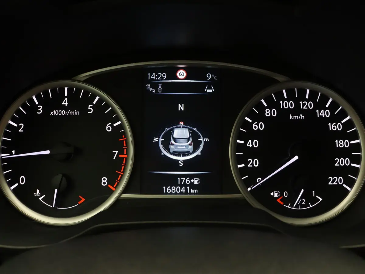 0.9 IG-T Tekna | Bose Geluidsinstallatie | Achteruitrijcamera | Climate control | Stoel verwarming |