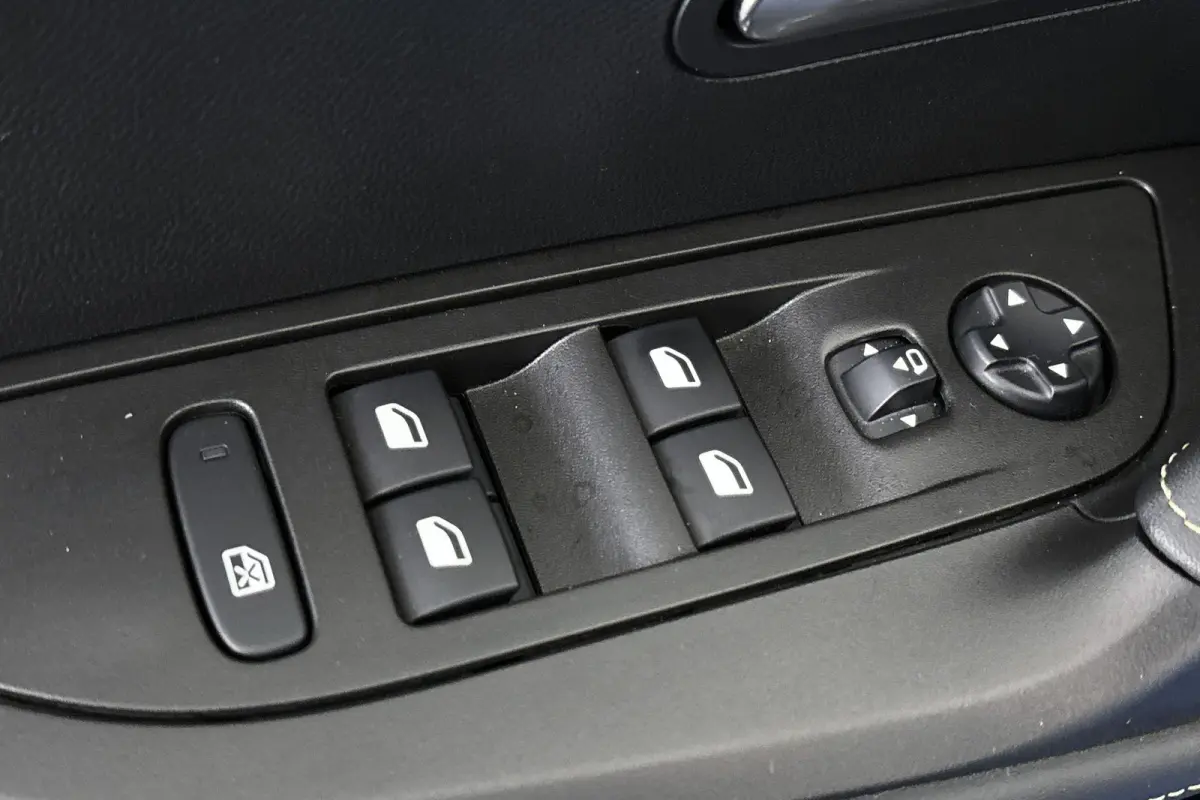 EV GT Pack 50 kWh Stoelverwarming Keyless Camera Dodehoek