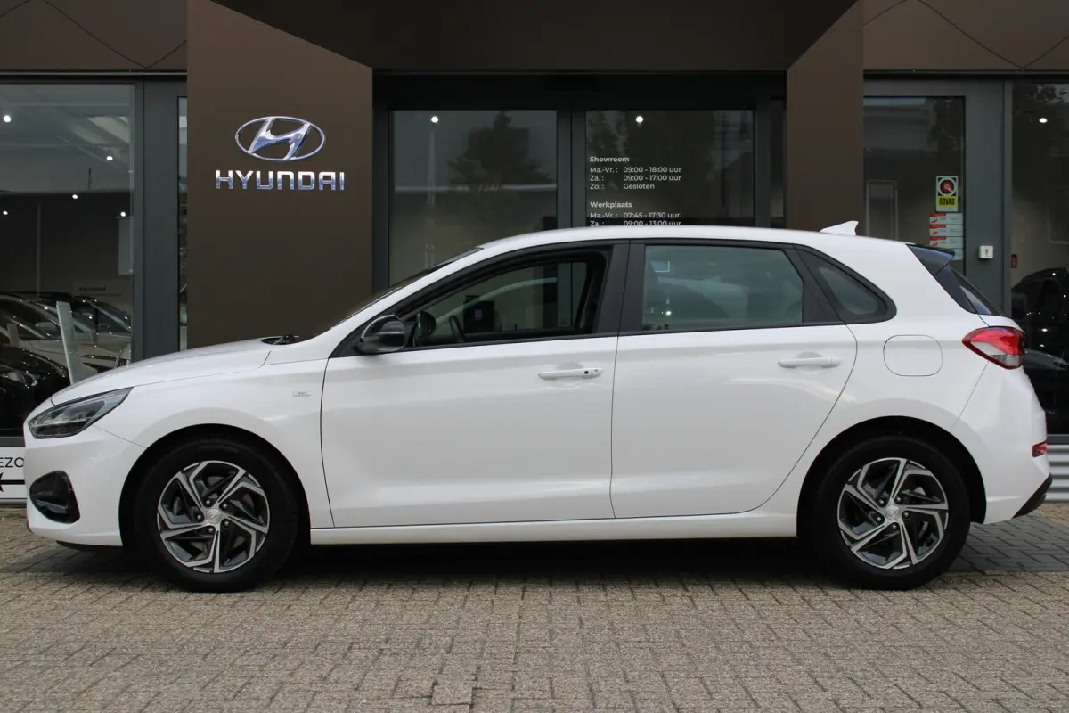 1.0 T-GDi MHEV Comfort Smart