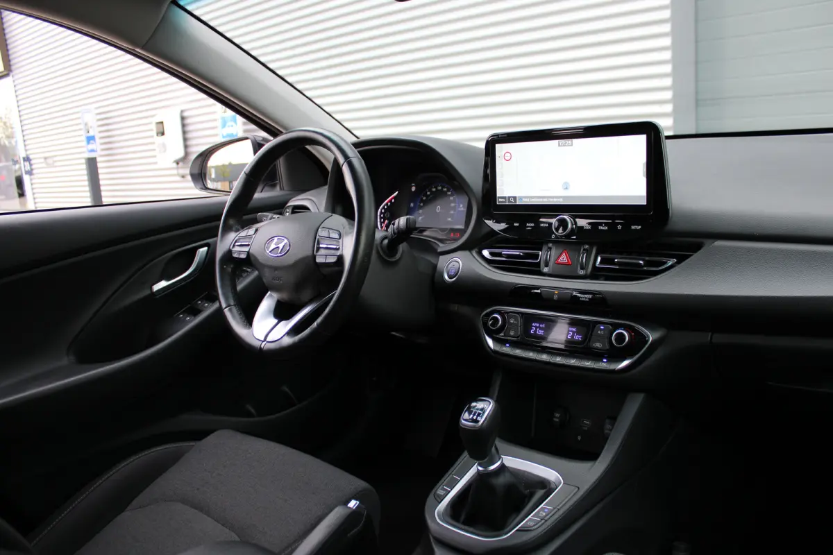 1.0 T-GDi MHEV Comfort Smart