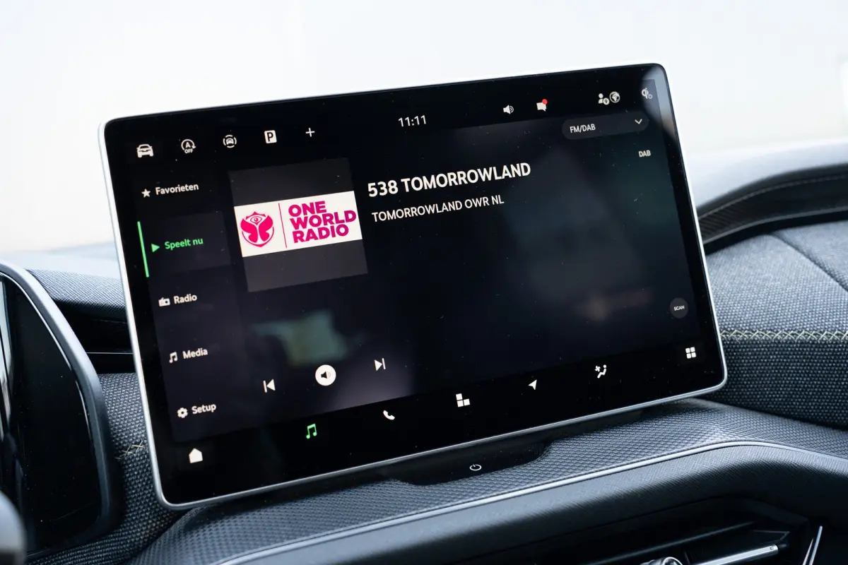 1.5 TSI MHEV 150pk Tour Edition | Adaptive Cruise | Dodehoeksensor | Camera | Elektrische Bestuurdersstoel